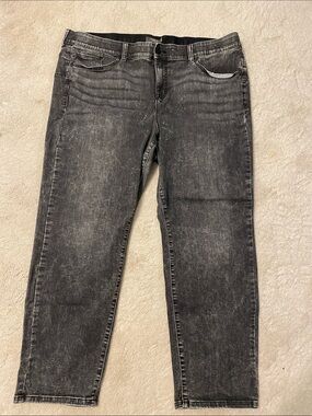 TORRID Super Soft Bombshell Mineral Washed Straight Leg Jeans Size 26 Regular